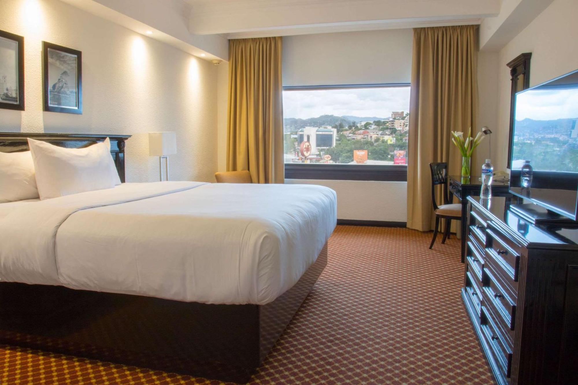Clarion Hotel Real Tegucigalpa Buitenkant foto